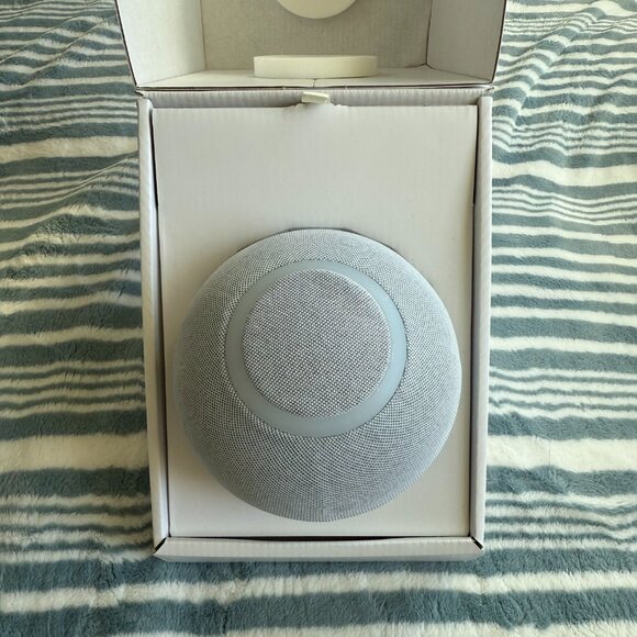 NEW Reflect Orb Smart Biofeedback Tracker - Picture 3 of 8